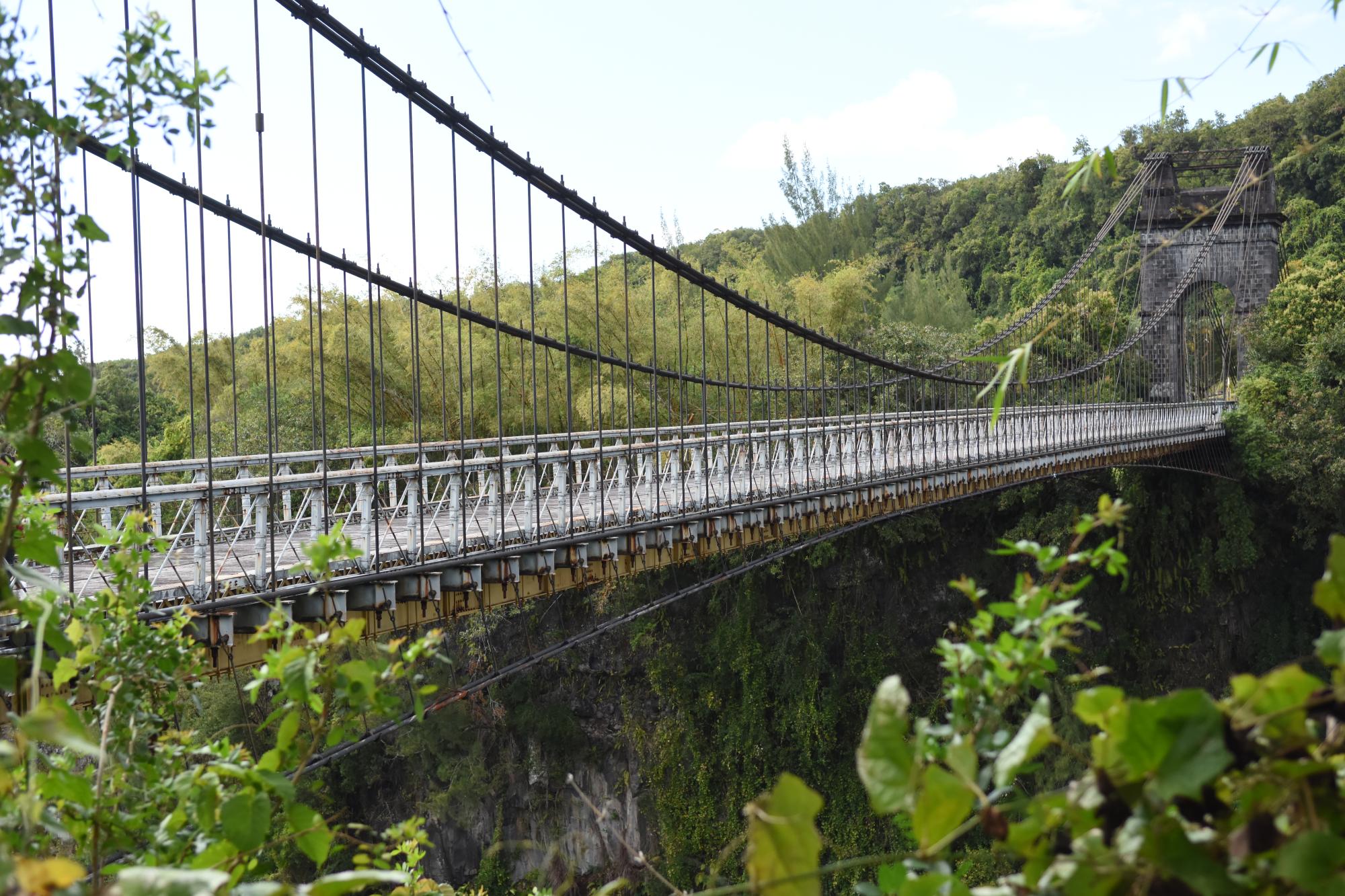 Le Pont Suspendu de la Rivière de l'Est - Île de La Réunion - Avant travaux