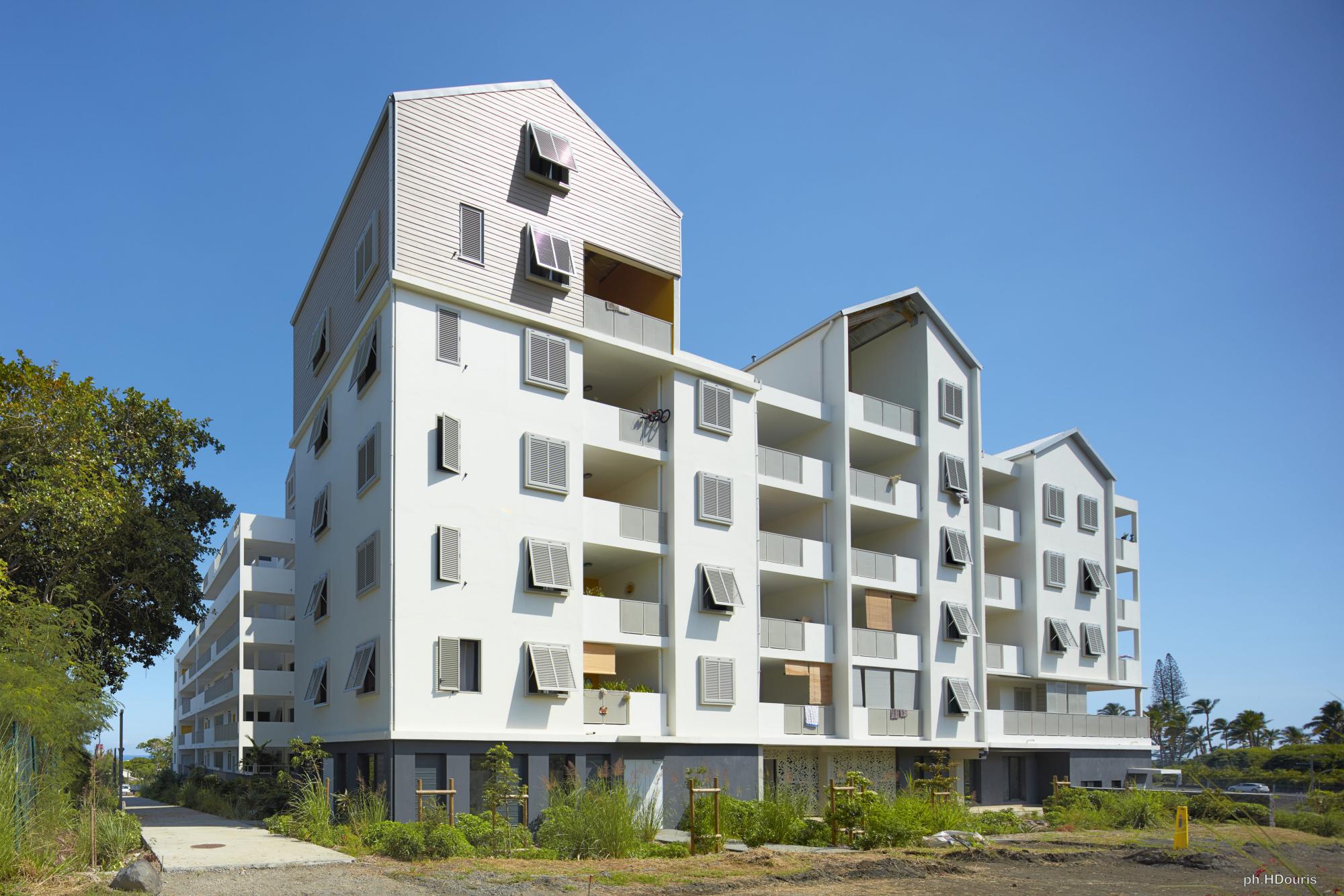 Des logements bioclimatiques à La Possession - Île de La Réunion