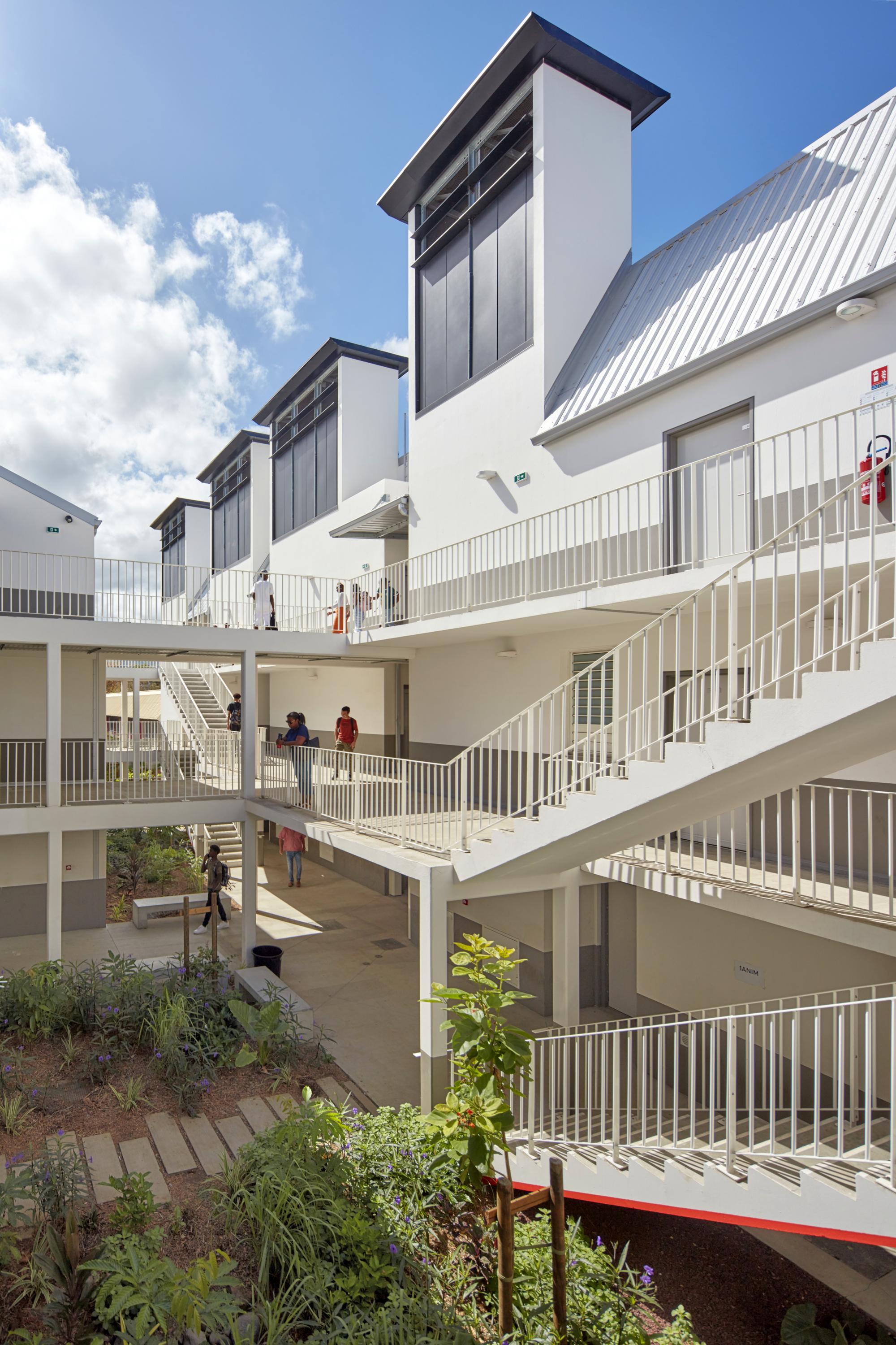 Lycée professionnel - Le Port - Île de La Réunion